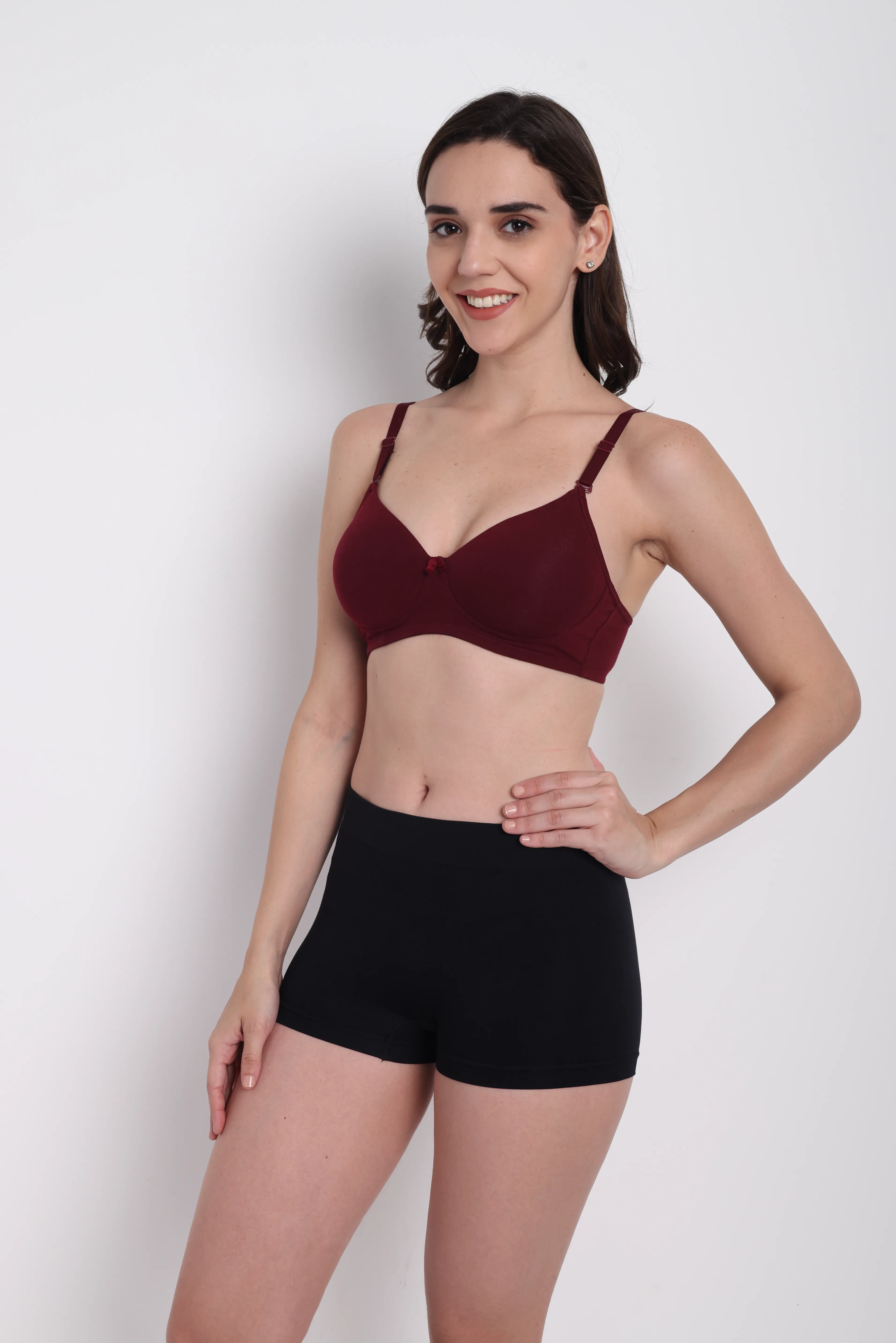 ecomm female shoot